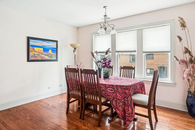 2656 W Lunt Avenue 1, Chicago, IL 60645