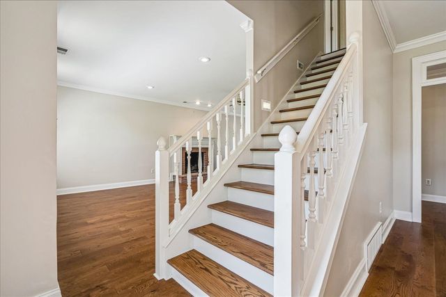 8710 SOMERSET LN, Germantown, TN 38138