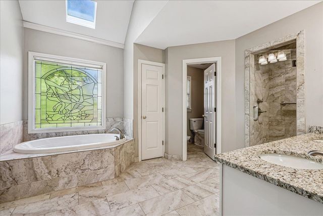 8710 SOMERSET LN, Germantown, TN 38138