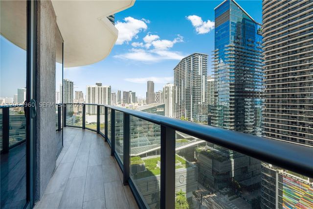 55 SW 9th St 2301, Miami, FL 33130