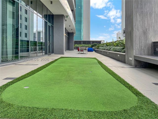 55 SW 9th St 2301, Miami, FL 33130