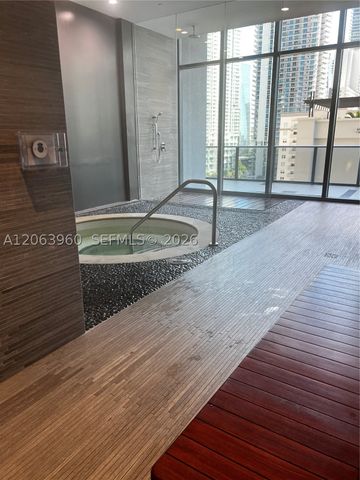 55 SW 9th St 2301, Miami, FL 33130