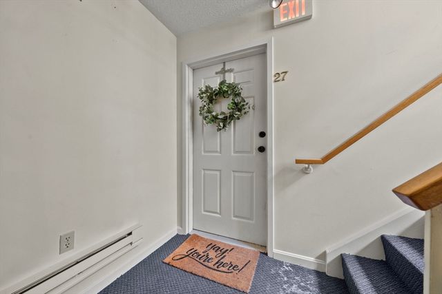 14 Bourbon Street 27, Peabody, MA 01960