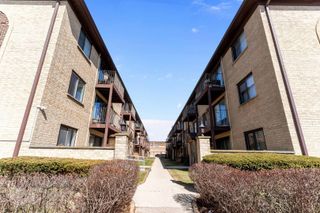 7202 W Wrightwood Avenue 3S, Elmwood Park, IL 60707