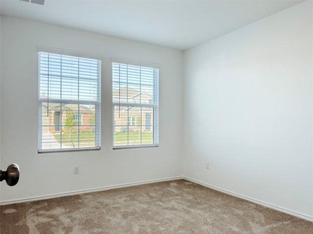 603 Water way Ave, Hutto, TX 78634