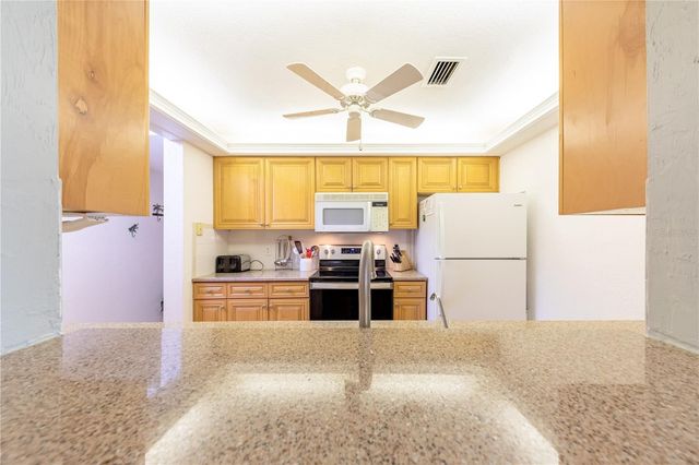 728 WHITE PINE TREE ROAD 85, Venice, FL 34285