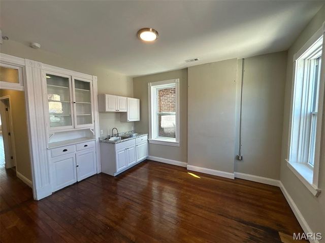 3355 S Jefferson Avenue, St Louis, MO 63118