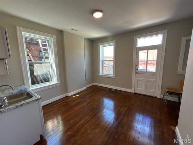 3355 S Jefferson Avenue, St Louis, MO 63118