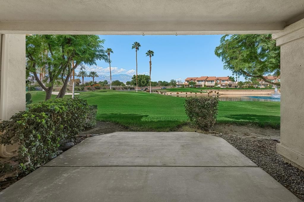 Image 10 of property listing at 78127 Crimson Court, La Quinta, CA 92253