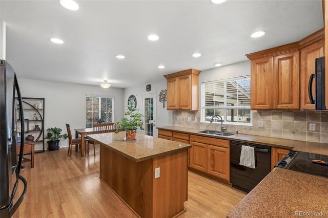 2433 S Harlan Court, Lakewood, CO 80227