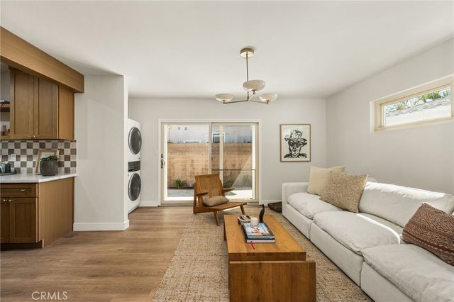 2412 Sebald Avenue, Redondo Beach, CA 90278