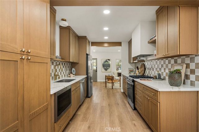 2412 Sebald Avenue, Redondo Beach, CA 90278