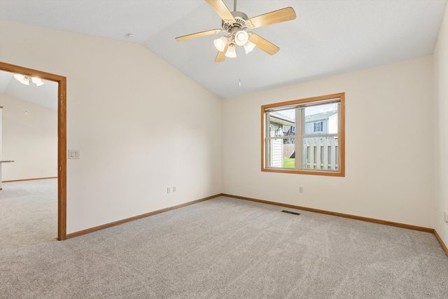 921 10th Street 0, Dewitt, IA 52742