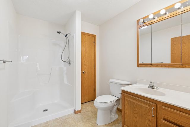 921 10th Street 0, Dewitt, IA 52742