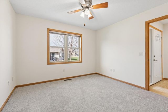 921 10th Street 0, Dewitt, IA 52742