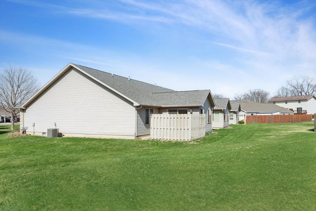921 10th Street 0, Dewitt, IA 52742