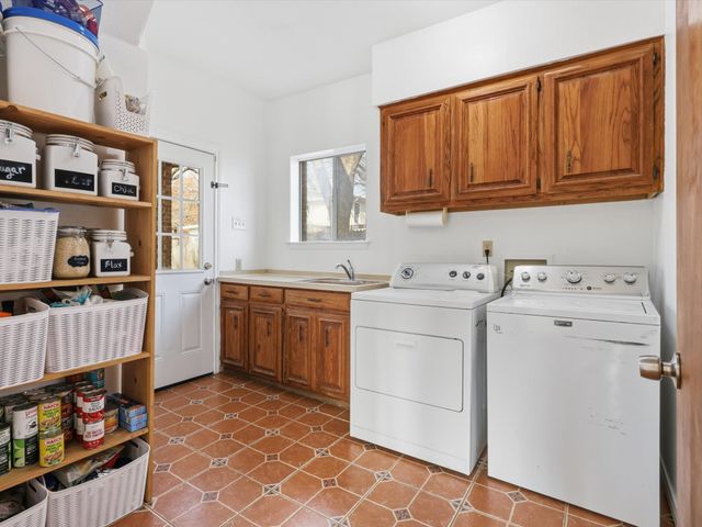 333 S Centre Avenue, Lancaster, TX 75146