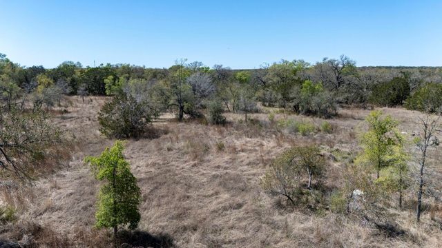 453 Nameless RD, Driftwood, TX 78619
