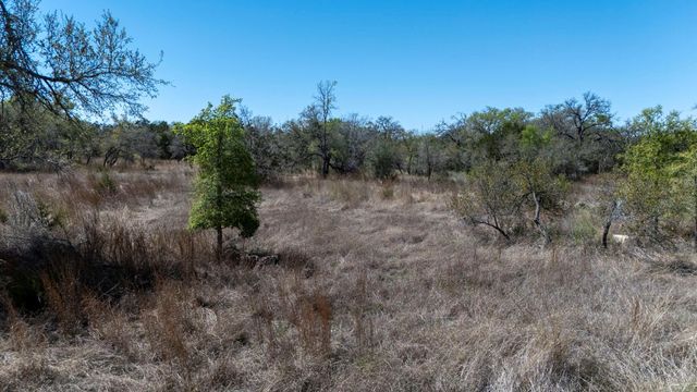 453 Nameless RD, Driftwood, TX 78619