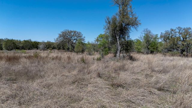453 Nameless RD, Driftwood, TX 78619