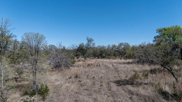 453 Nameless RD, Driftwood, TX 78619