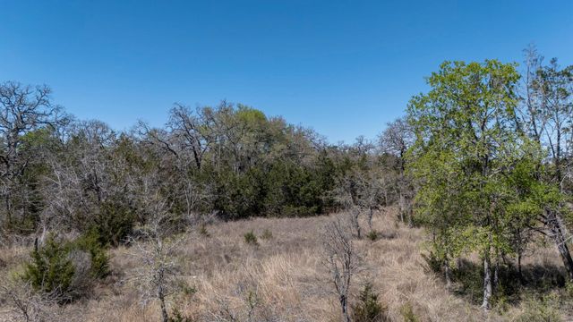 453 Nameless RD, Driftwood, TX 78619