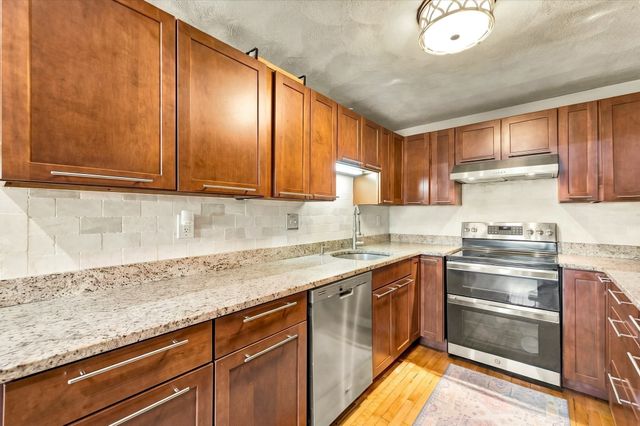 663 Boston St 7, Lynn, MA 01905