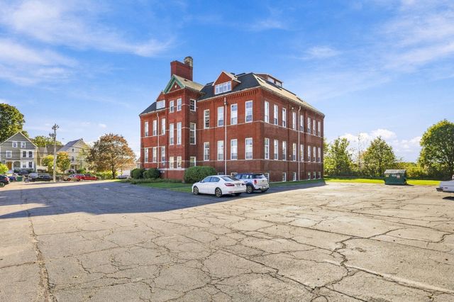 663 Boston St 7, Lynn, MA 01905