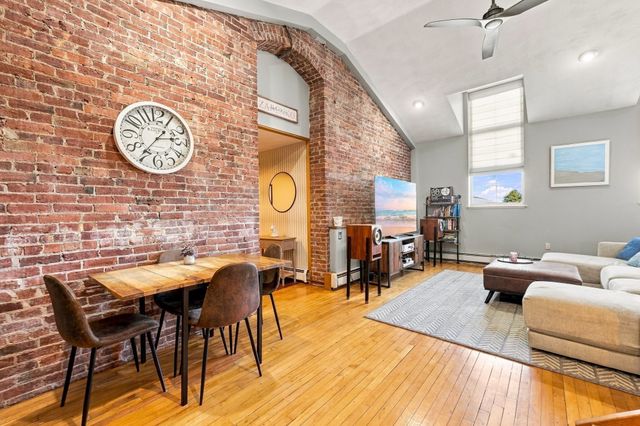 663 Boston St 7, Lynn, MA 01905