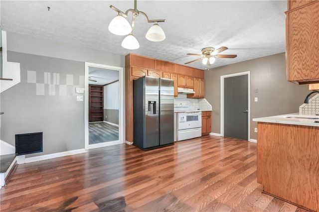 1349 Ashbrook Drive, Lawrenceville, GA 30043