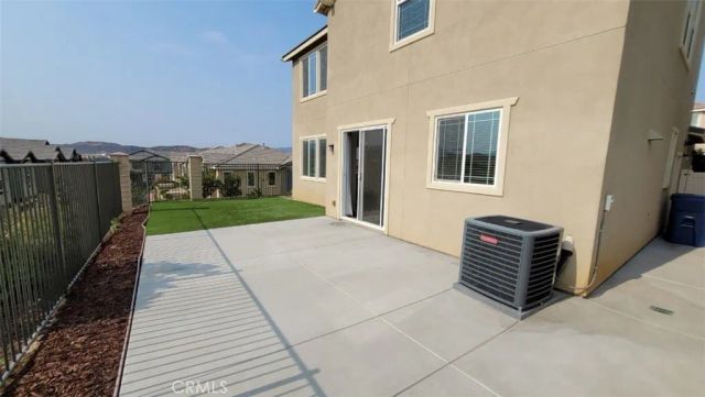 22056 Windham Way, Saugus, CA 91350