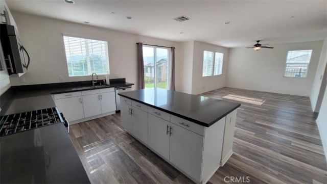 22056 Windham Way, Saugus, CA 91350