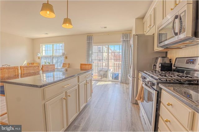 6223 ASTER HAVEN CIR, Haymarket, VA 20169