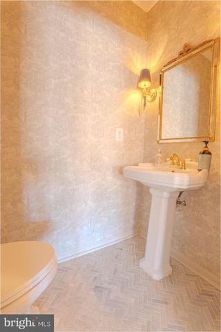 6223 ASTER HAVEN CIR, Haymarket, VA 20169