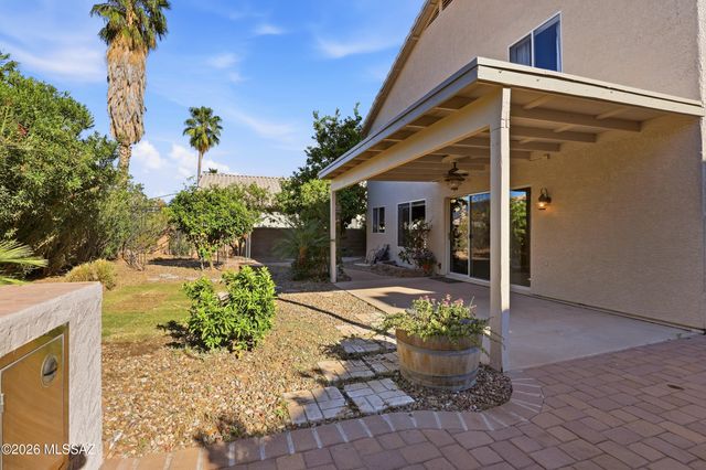 7650 W Summer Sky Drive, Tucson, AZ 85743