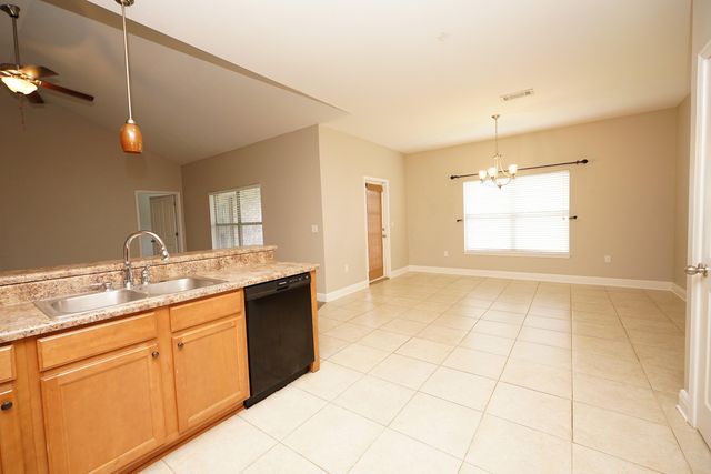 401 Wych Circle, Crestview, FL 32536