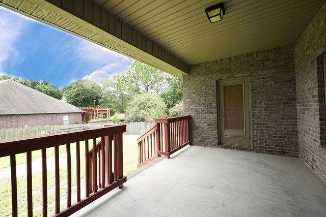 401 Wych Circle, Crestview, FL 32536