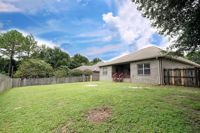 401 Wych Circle, Crestview, FL 32536