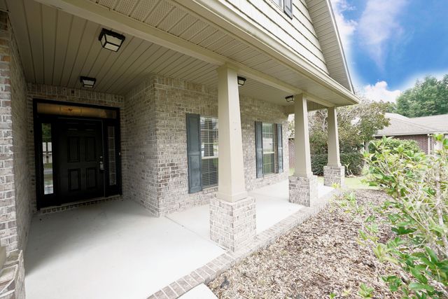 401 Wych Circle, Crestview, FL 32536