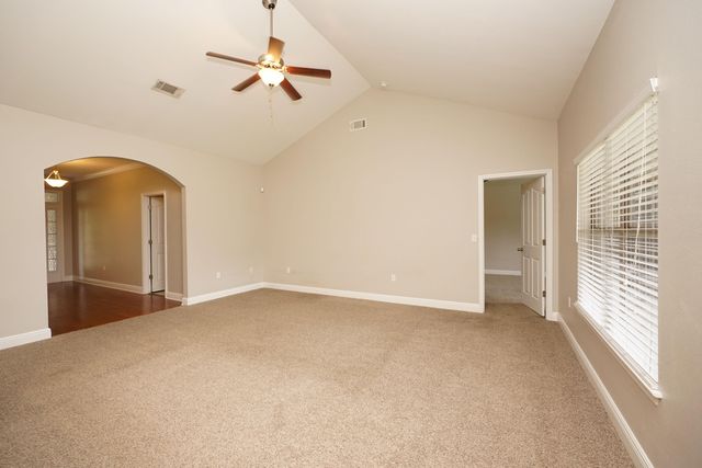 401 Wych Circle, Crestview, FL 32536