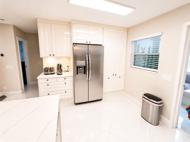 327 LANCASTER Street, Boca Raton, FL 33487