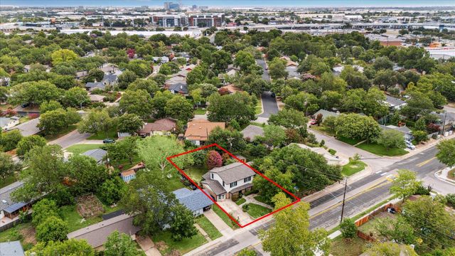 8516 Rockwood LN, Austin, TX 78757