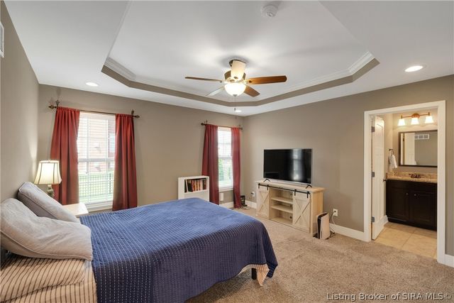 12305 Turnberry Trace, Sellersburg, IN 47172