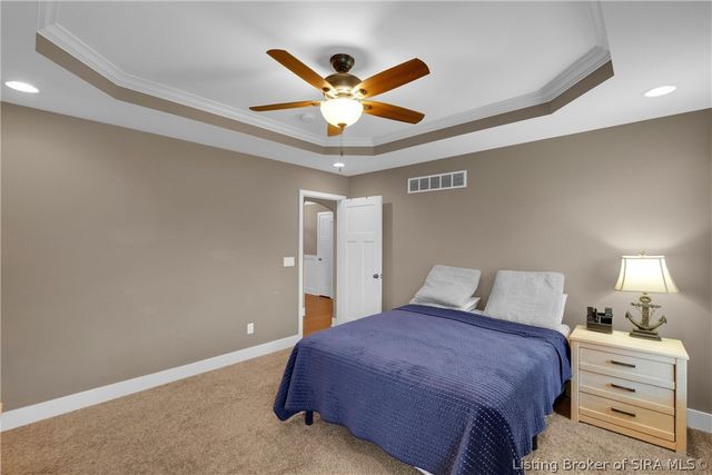 12305 Turnberry Trace, Sellersburg, IN 47172