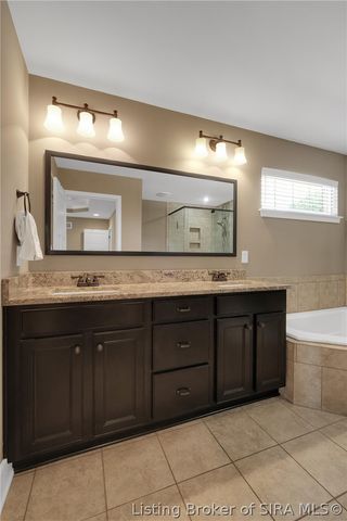 12305 Turnberry Trace, Sellersburg, IN 47172