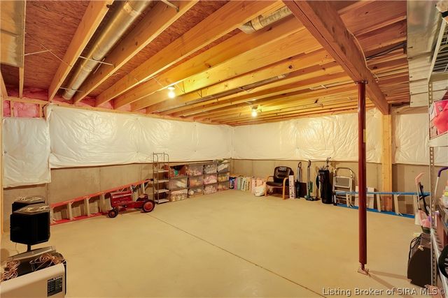12305 Turnberry Trace, Sellersburg, IN 47172