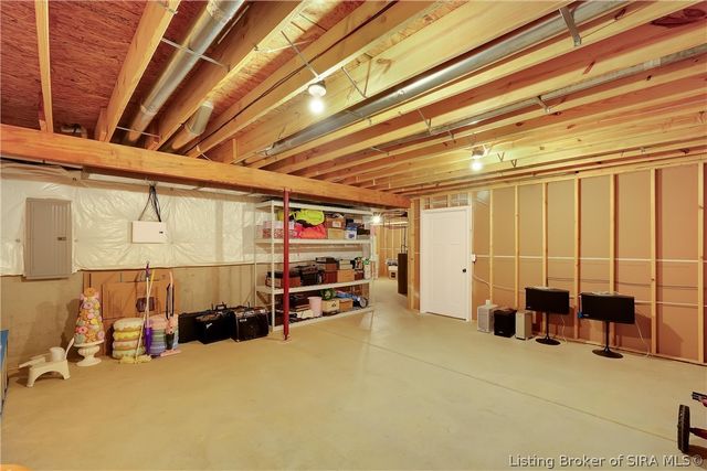 12305 Turnberry Trace, Sellersburg, IN 47172