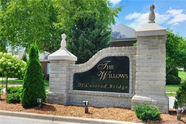 12305 Turnberry Trace, Sellersburg, IN 47172
