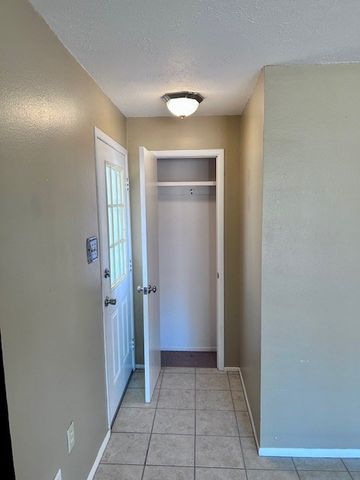 1207 N 6th St, Alpine, TX 79830