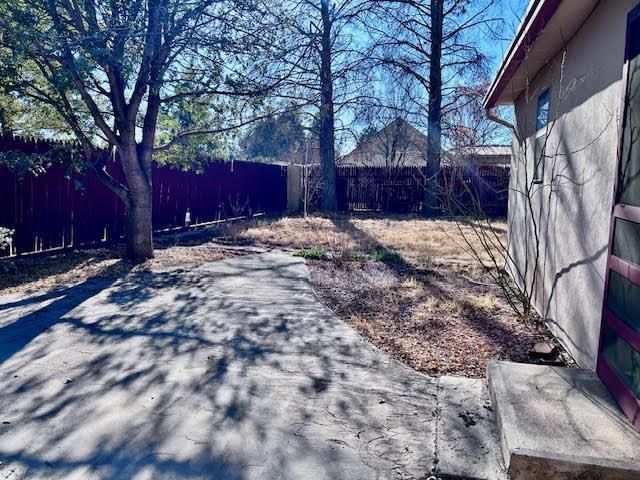 1207 N 6th St, Alpine, TX 79830